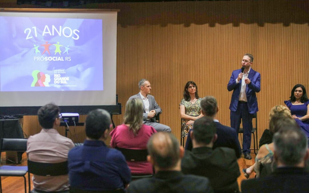 Pró-social comemora 21 anos
